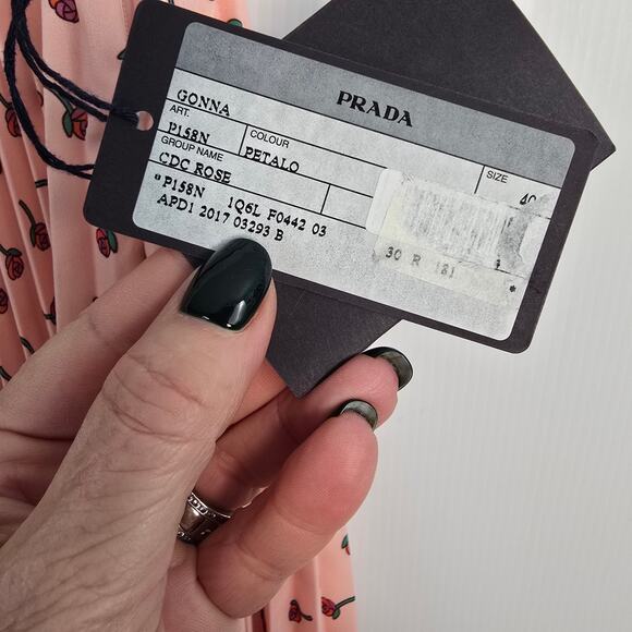 Prada 2017 Pink Pleated CDC Rose Print Midi Skirt Size 40 NWT - Picture 6 of 11